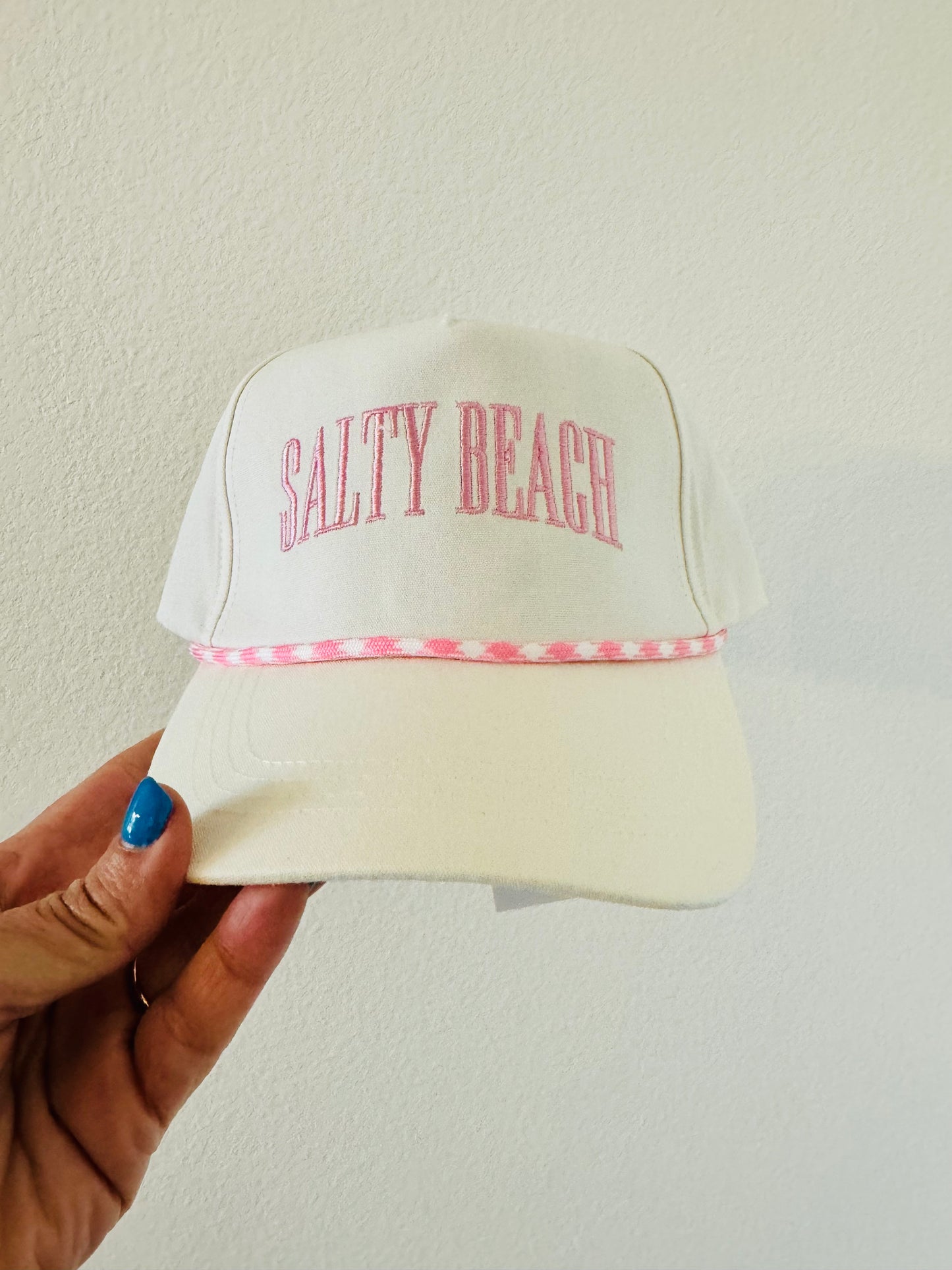 SALTY BEACH Trucker Hat