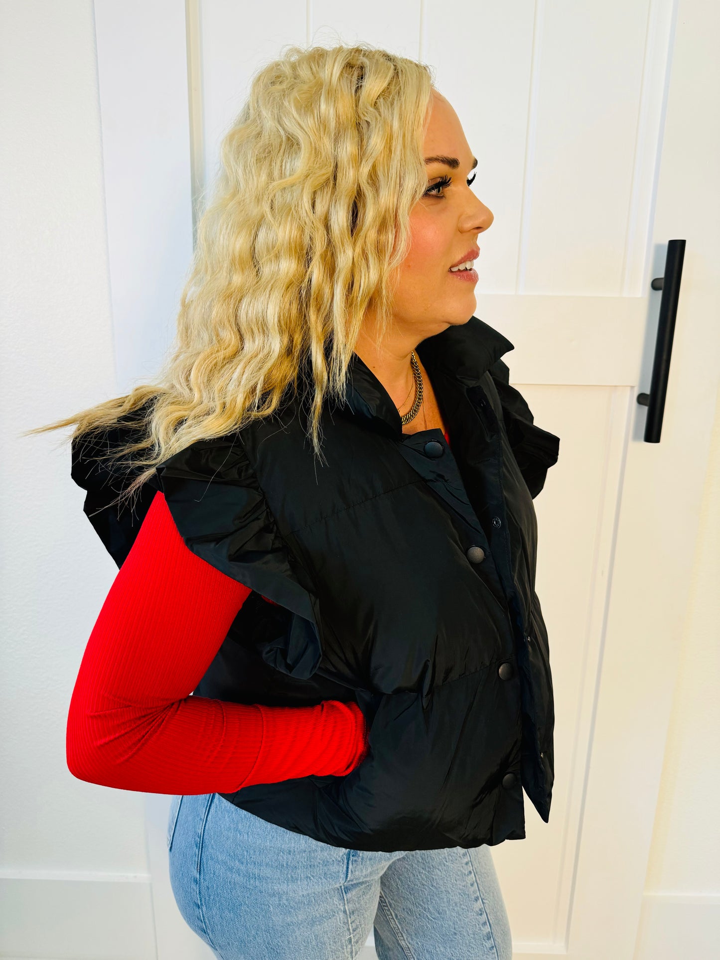 RUFFLE SLEEVE PUFFER VEST